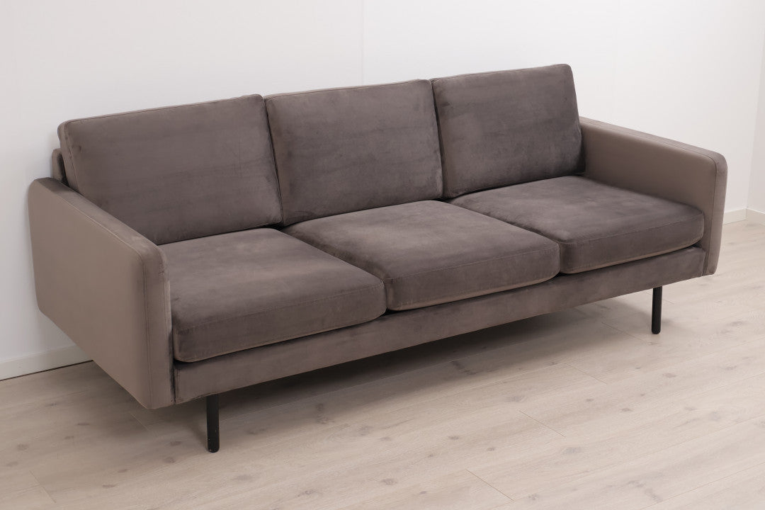 Nyrenset | Bolia Scandinavia Remix 3-seter sofa i grå velur