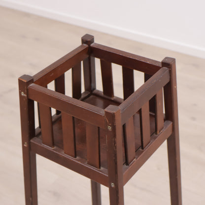 Retro pidestall med hylle for oppbevaring av planter/blomster