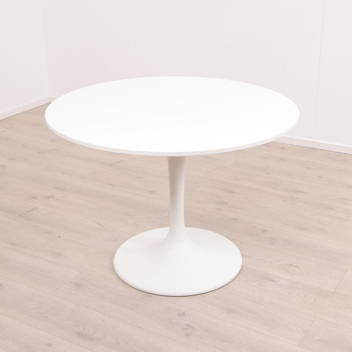 IKEA DOCKSTA Spisebord i fargen hvit
