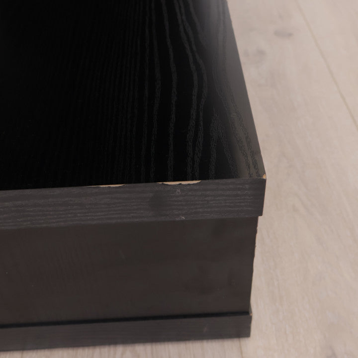 Salongbord fra Skeidar i brunsvart