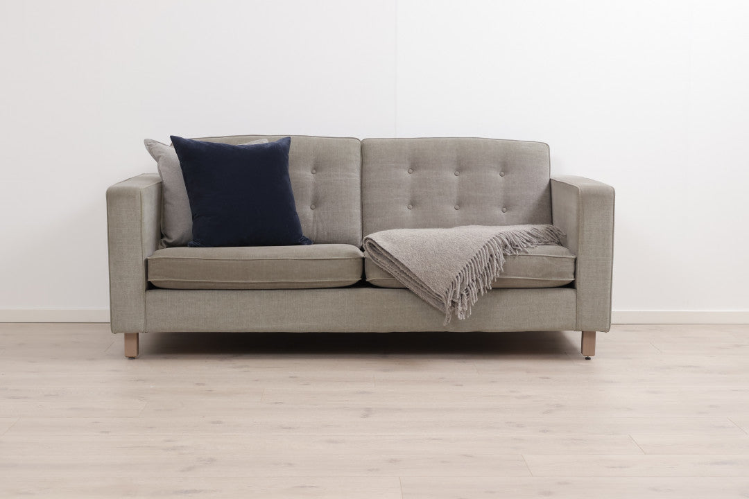 Nyrenset | 2,5-seter sofa i retro/vintage stil