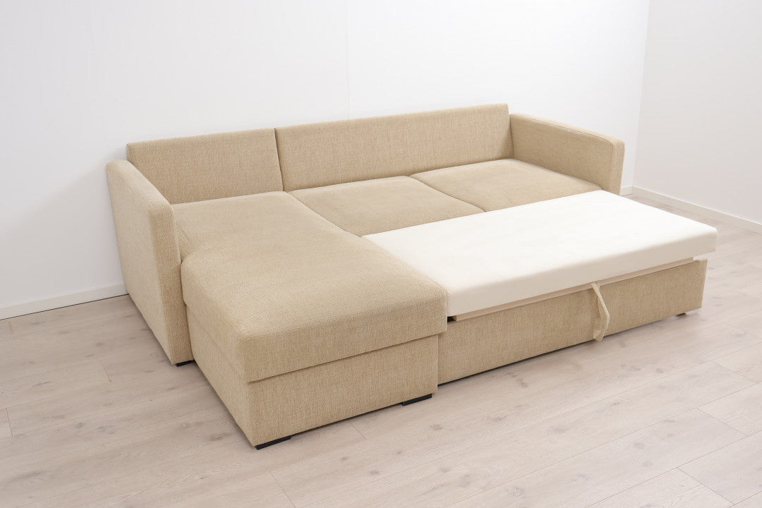 Nyrenset | Beige sovesofa med sjeselong og oppbevaring