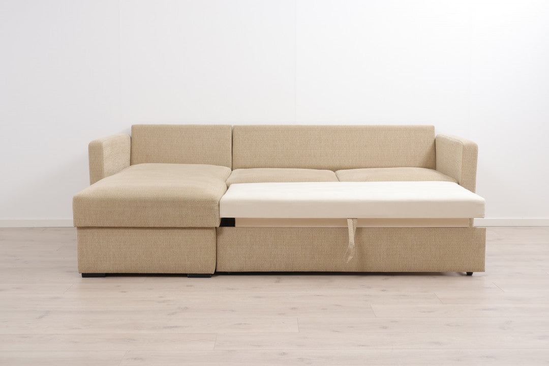 Nyrenset | Beige sovesofa med sjeselong og oppbevaring