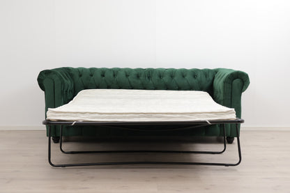 Nyrenset | Chesterfield Lyx 3-seter sovesofa i grønn fløyel