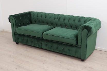 Nyrenset | Chesterfield Lyx 3-seter sovesofa i grønn fløyel