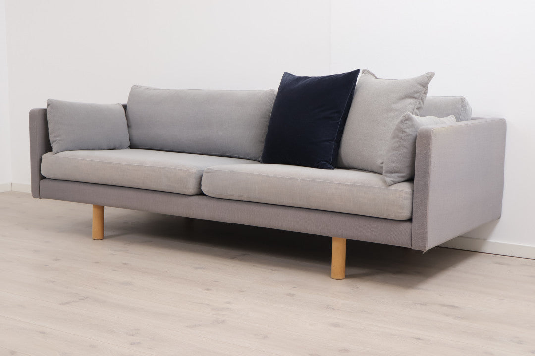 Nyrenset | Erik Jørgensen (EJ220) 3-seter sofa
