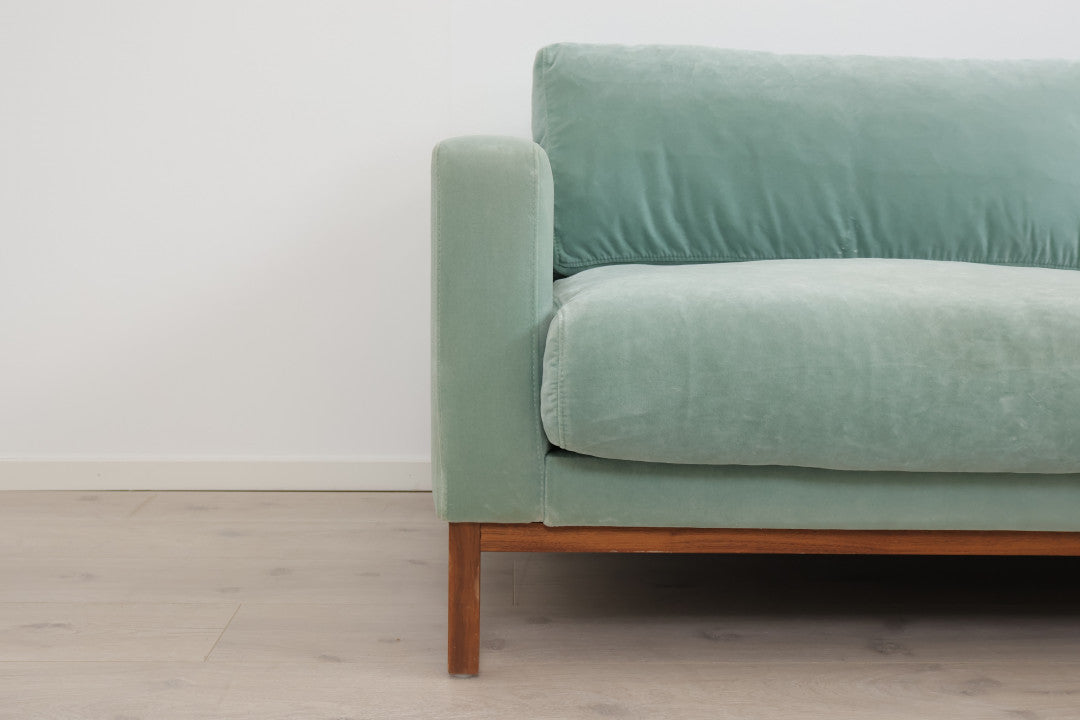 Nyrenset | Bolia North 3-seter sofa i fløyelsstoff