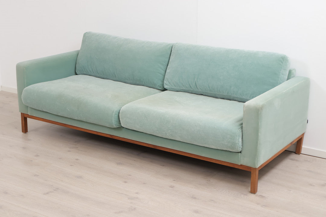 Nyrenset | Bolia North 3-seter sofa i fløyelsstoff