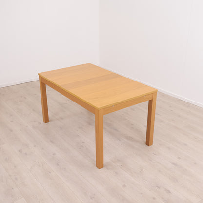 IKEA BJURSTA spisebord med uttrekkbar forlengelse