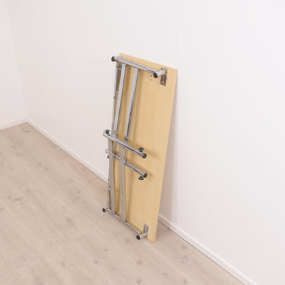 Sammenleggbart klappbord