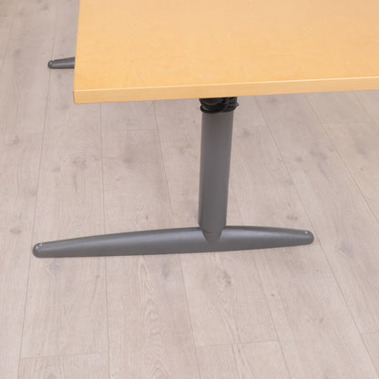 Elektrisk hev/senk skrivebord med venstresving. 200x120