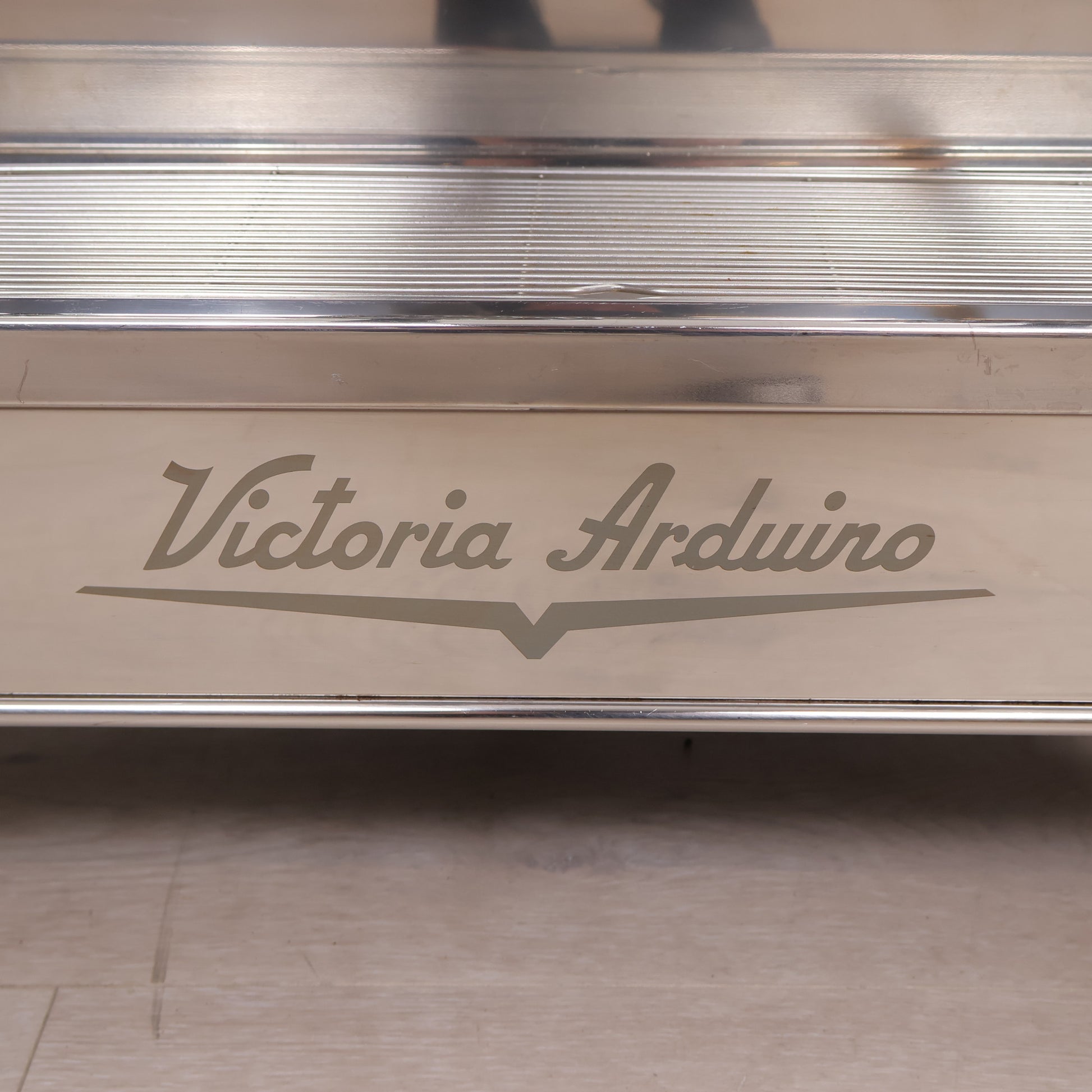 Brukt Victoria Arduino Adonis Plus Two Group Espressomaskin