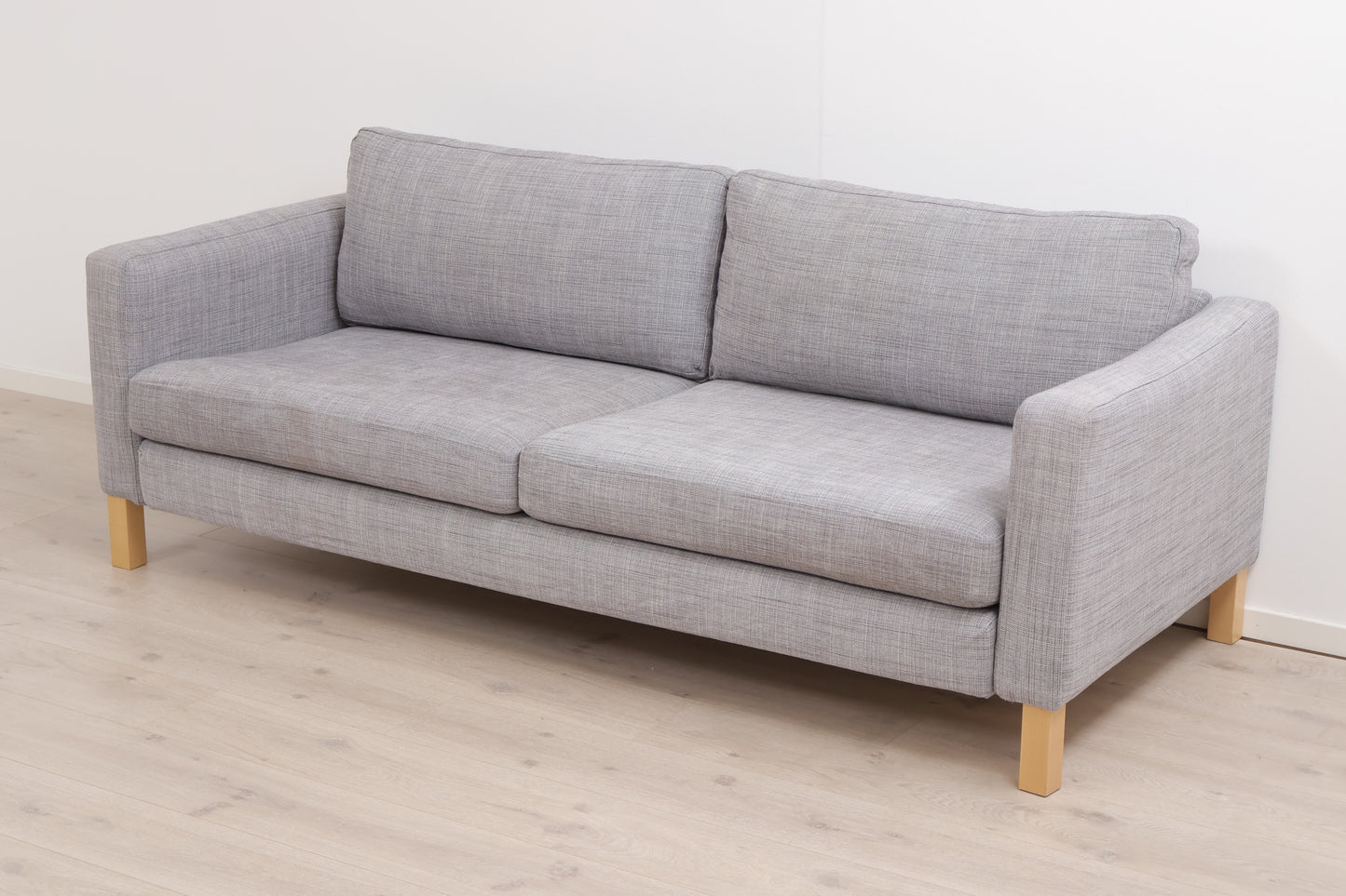 Nyrenset | Grå IKEA Karlstad 3-seter sofa