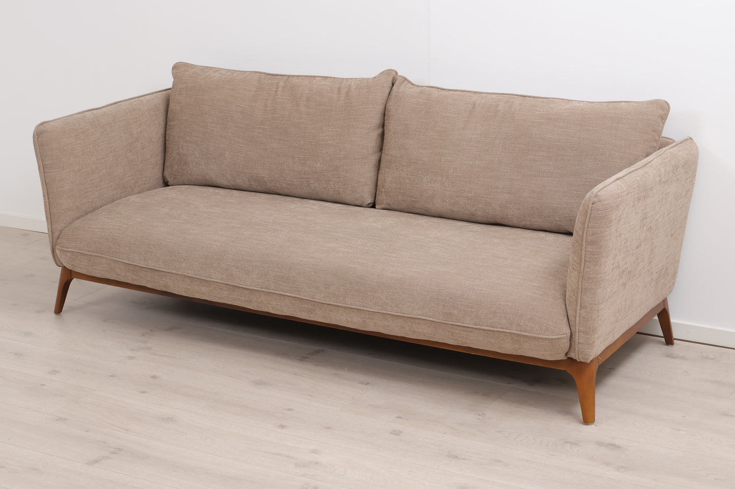 Nyrenset | Brun Next 3-seter sofa fra Ellos