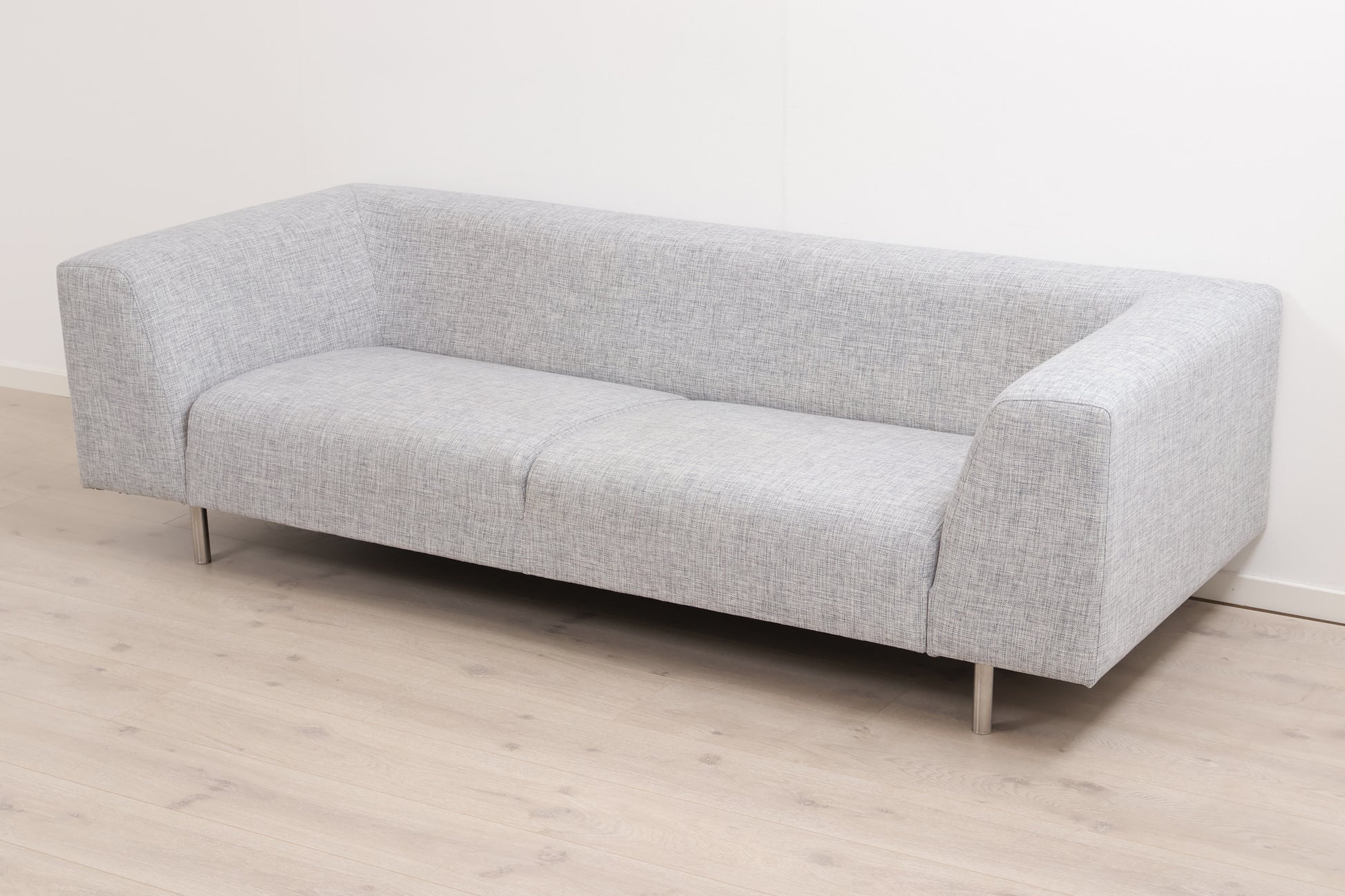 Nyrenset | Grå Bolia Less 2,5-seter sofa