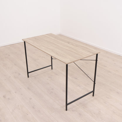 VANDBORG skrivebord