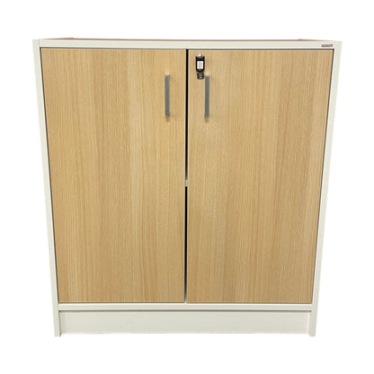 Slagdørskap fra Aarsland, trefarget, eikefronter