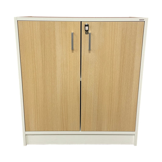 Slagdørskap fra Aarsland, trefarget, eikefronter