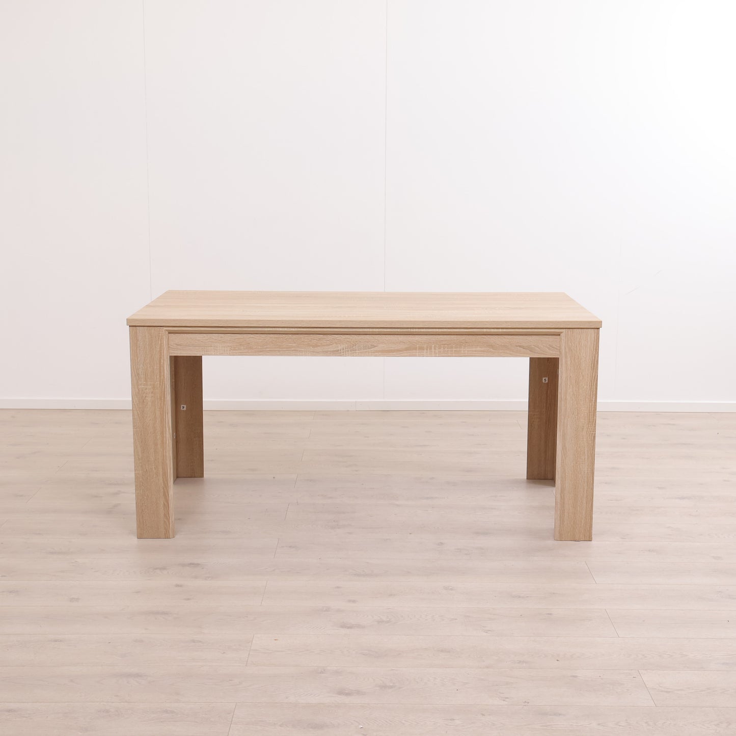 Kun brukt til utstilling | Haslund Spisebord, 80x160
