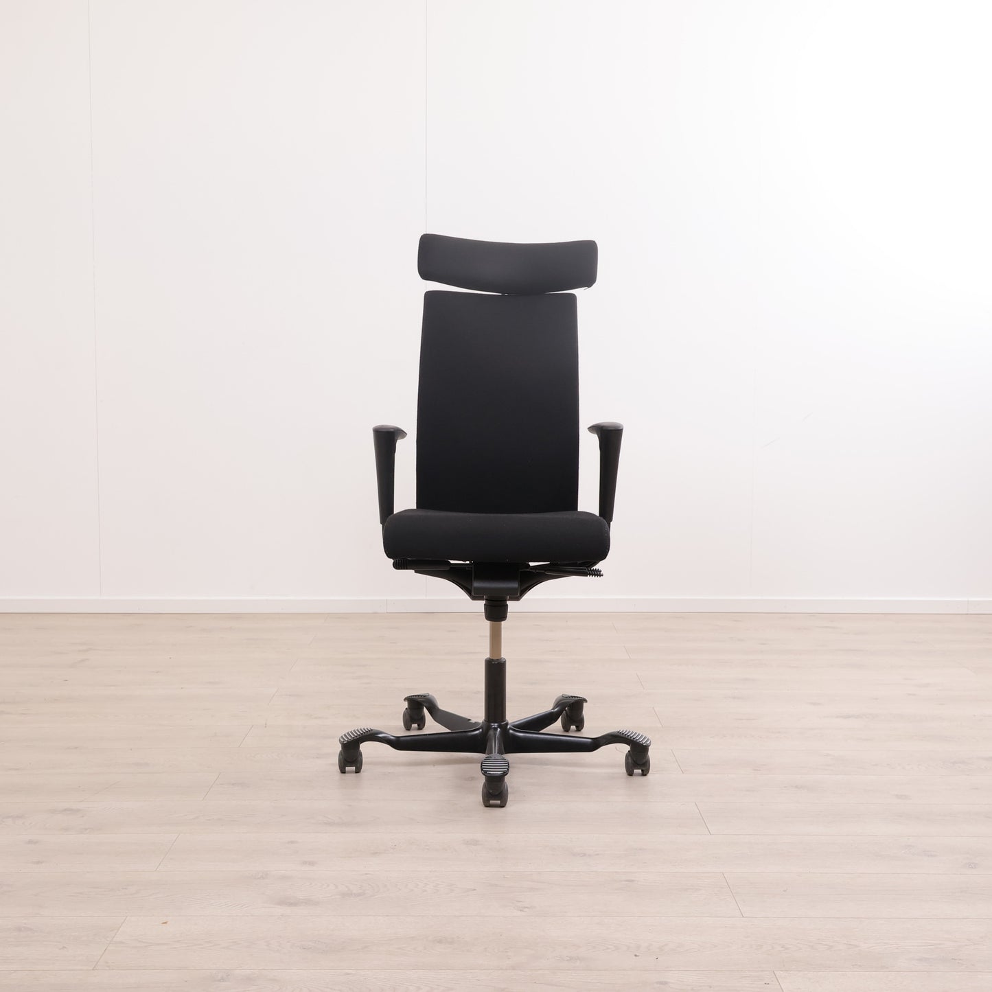 Nyrenset | Håg H05 (5500) kontorstol med nakkestøtte