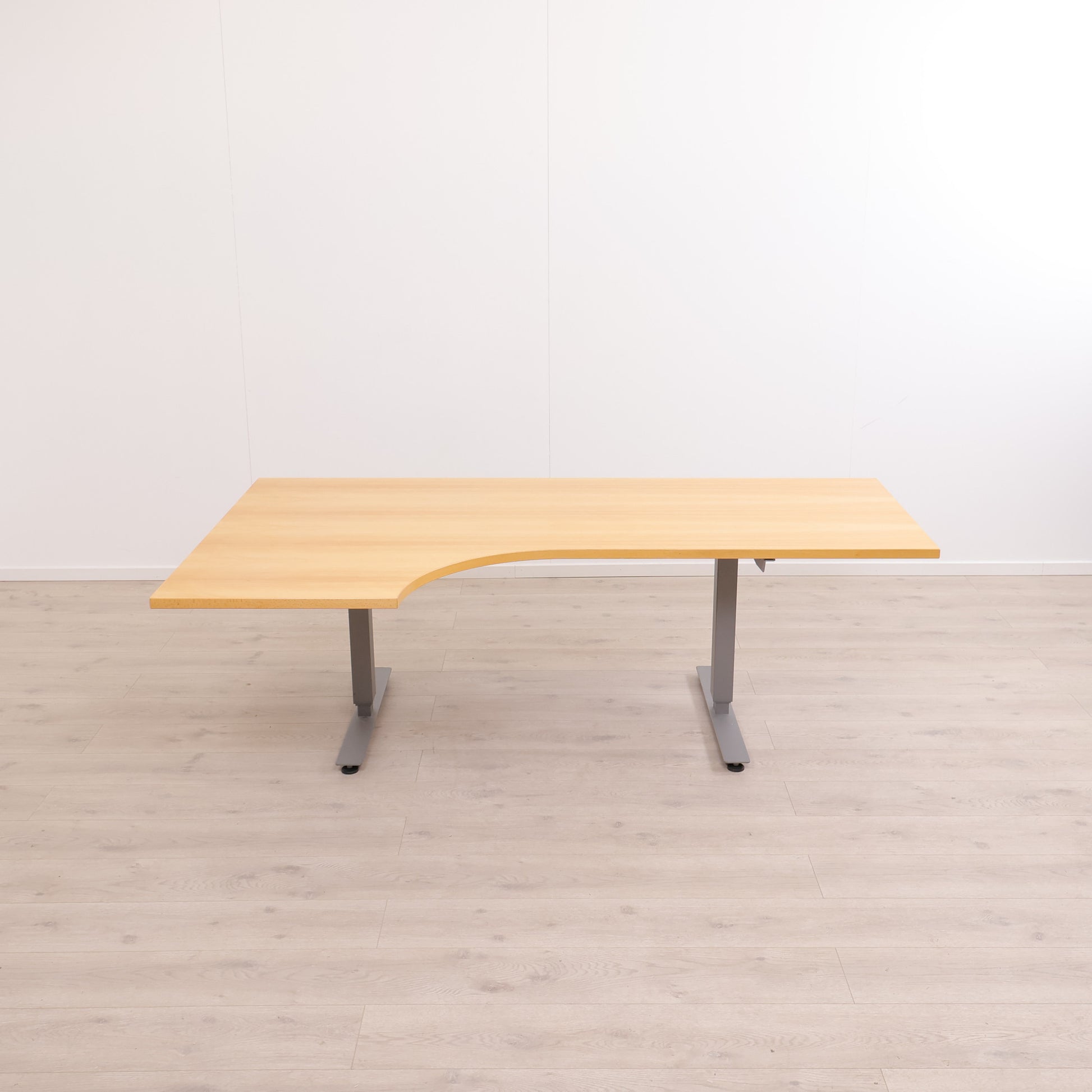 Elektrisk hev/senk skrivebord med venstresving, 200 x 120 cm