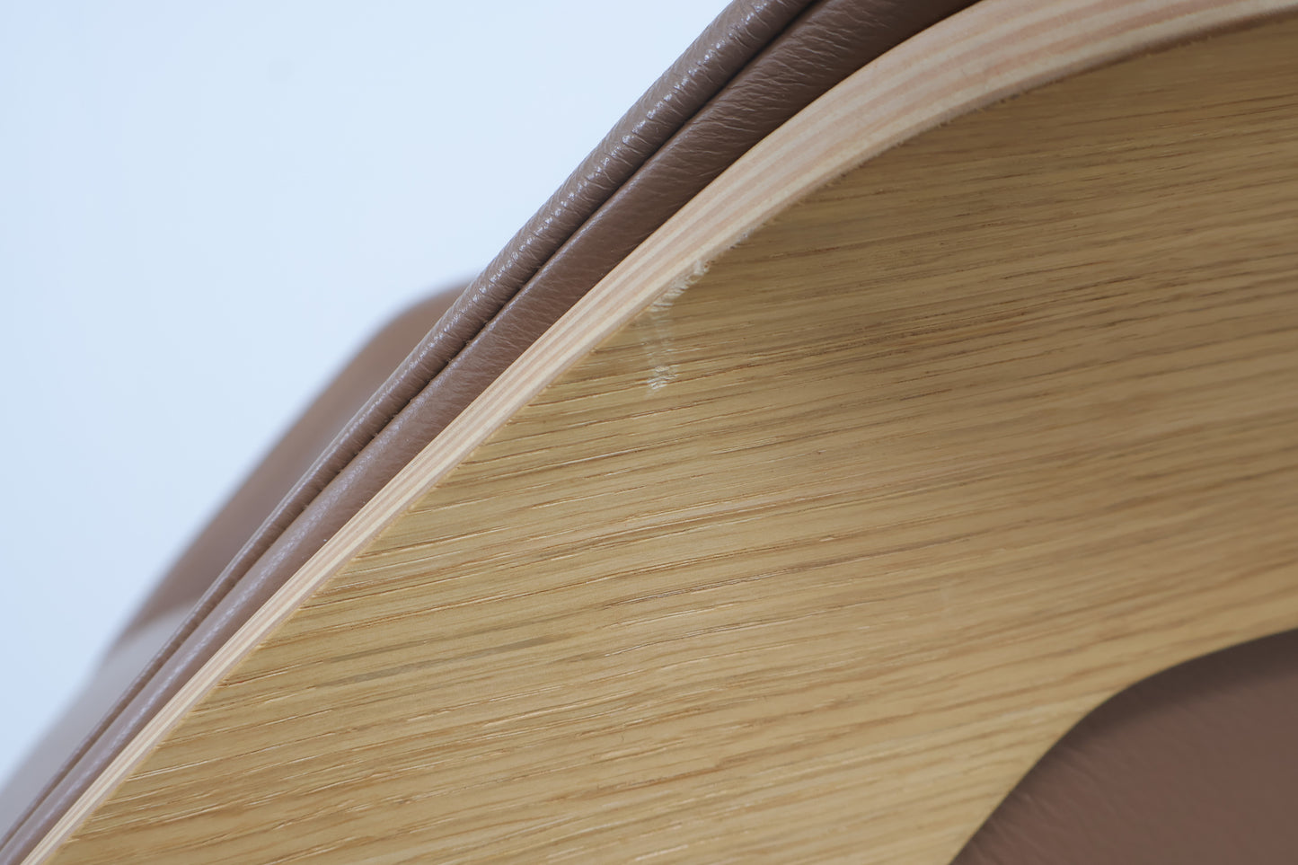 Nyrenset | Flexlux Comfy motorisert lenestol/recliner i hud fra Skeidar