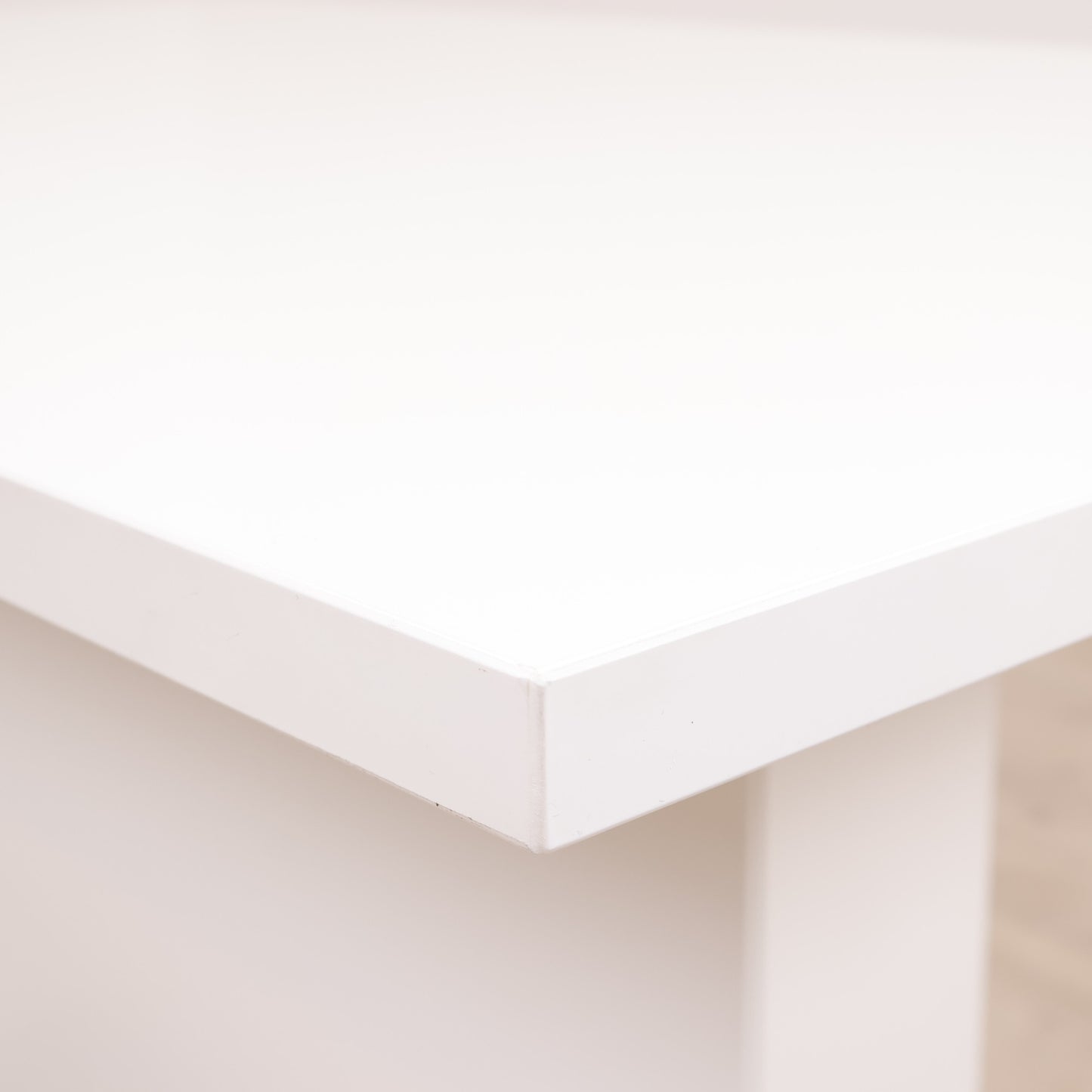 Kvalitetssikret | 140x90 cm, Genova spisebord fra A-Møbler