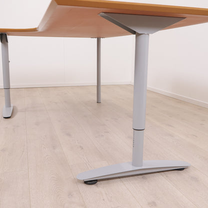 Manuelt hev/senk skrivebord med venstresving, 200cm