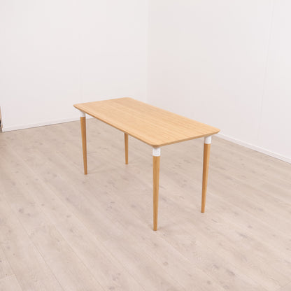 IKEA ANFALLARE bord med 4 HILVER bordbein, 140x65