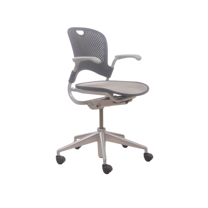 Nyrenset | Herman Miller kontorstol i grå/svart farge