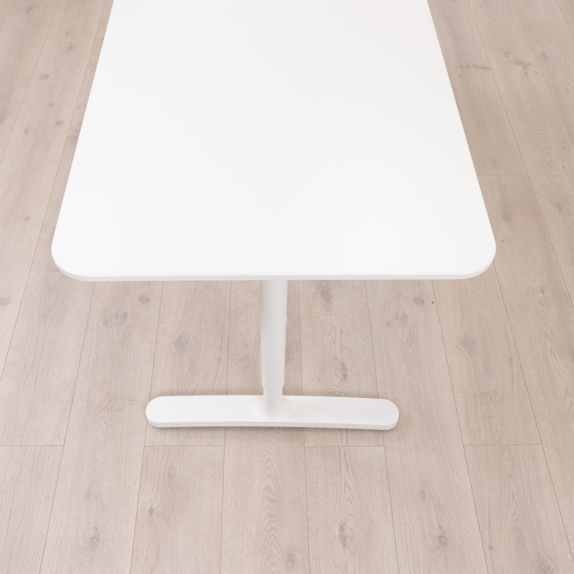 IKEA Bekant helhvit skrivebord/arbeidsbord, 120x80 cm