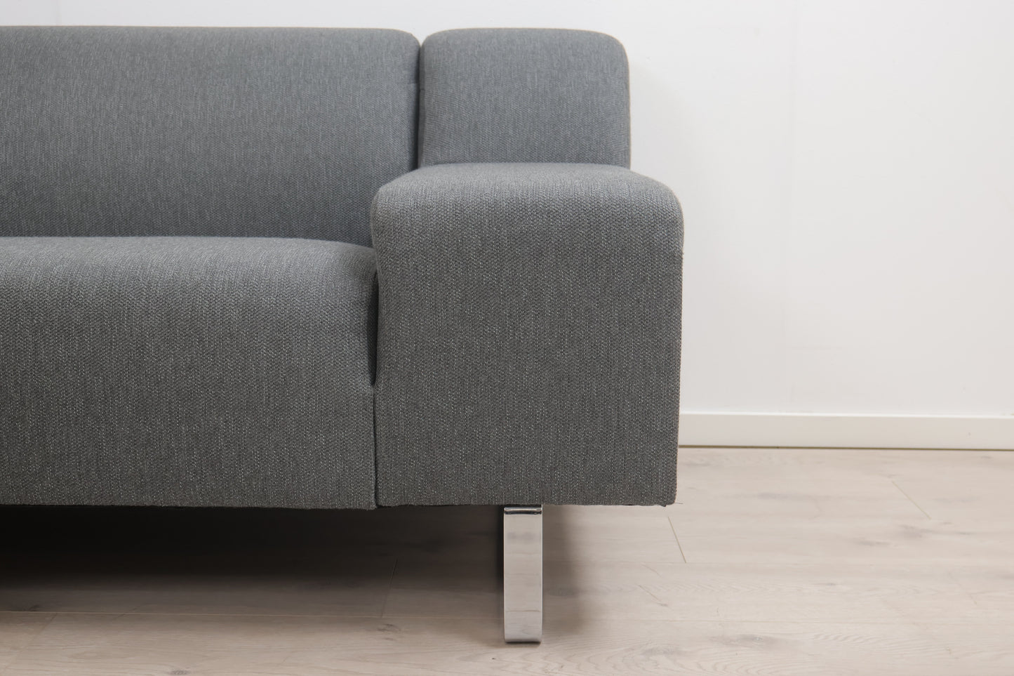 Nyrenset | Grå/grønn Bolia Seville sofa 2,5-seter sofa med puff