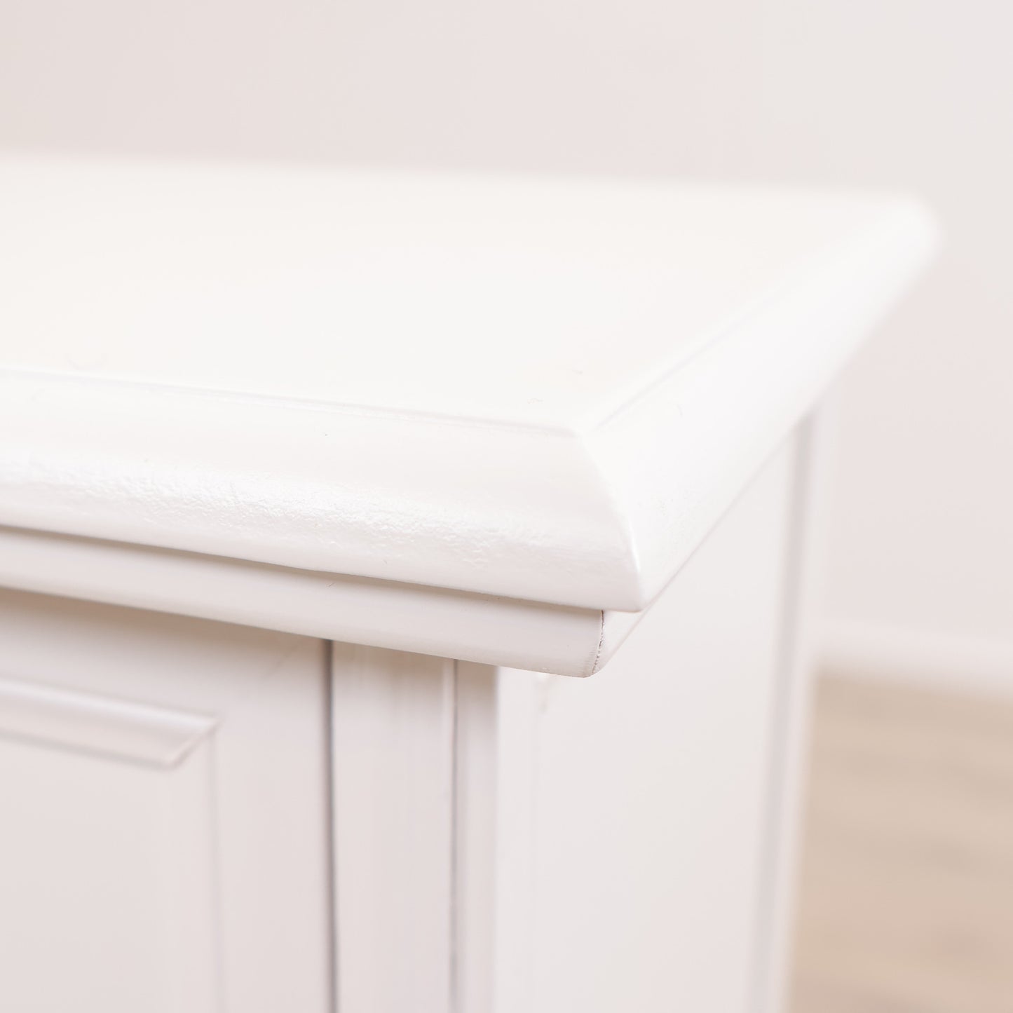 Smal kommode med 5 stk skuffer