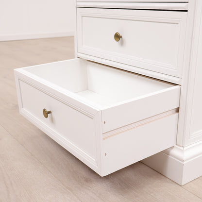 Smal kommode med 5 stk skuffer