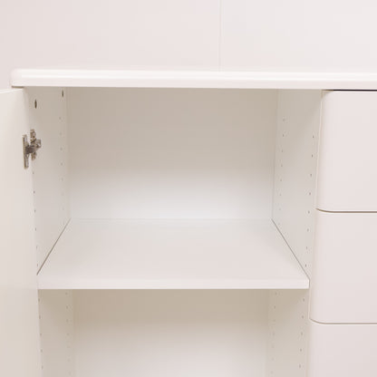 Malibu kommode med 4 stk skuffer og skapdør