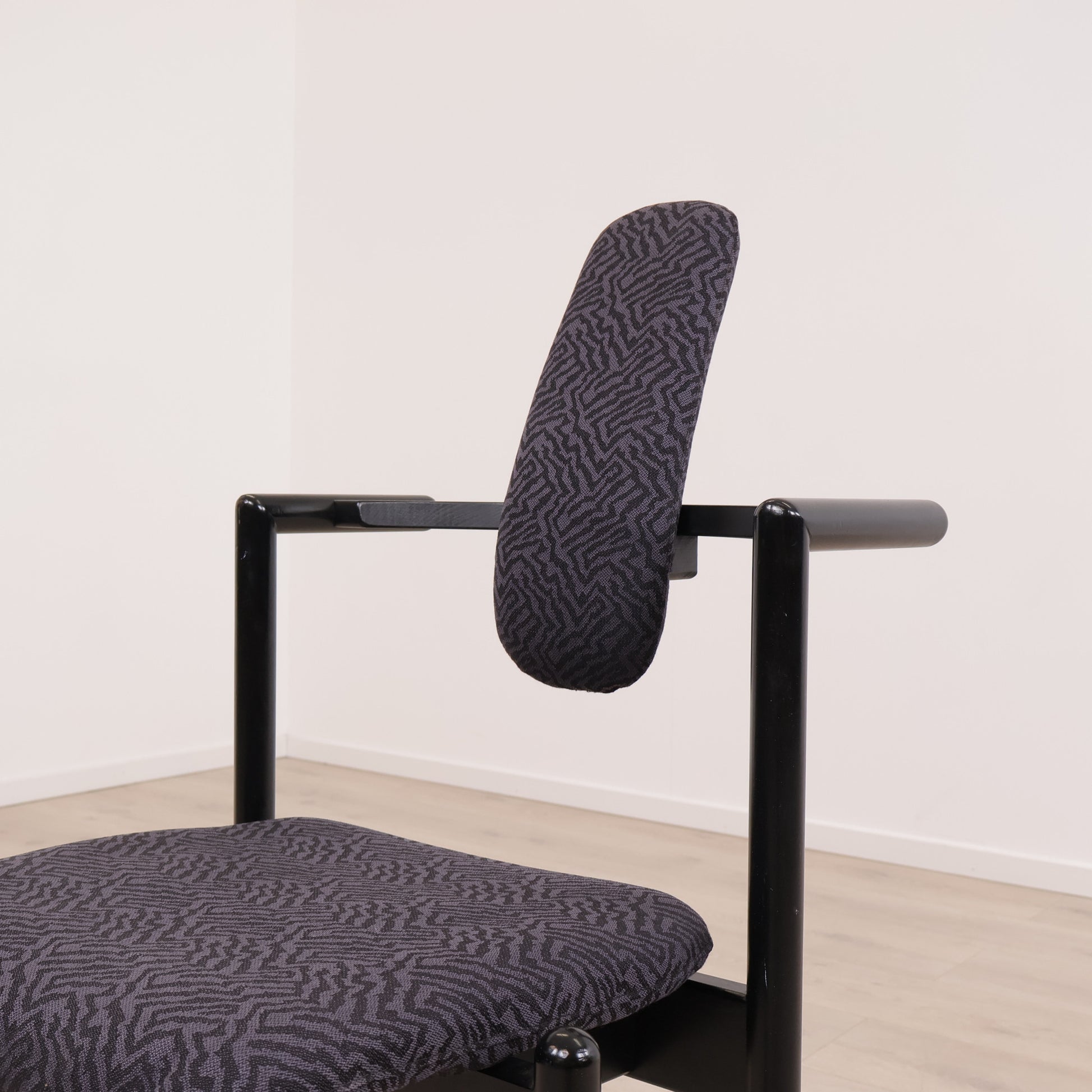 Nyrenset | Stokke Flysit ergonomisk stol, designet av Peter Opsvik