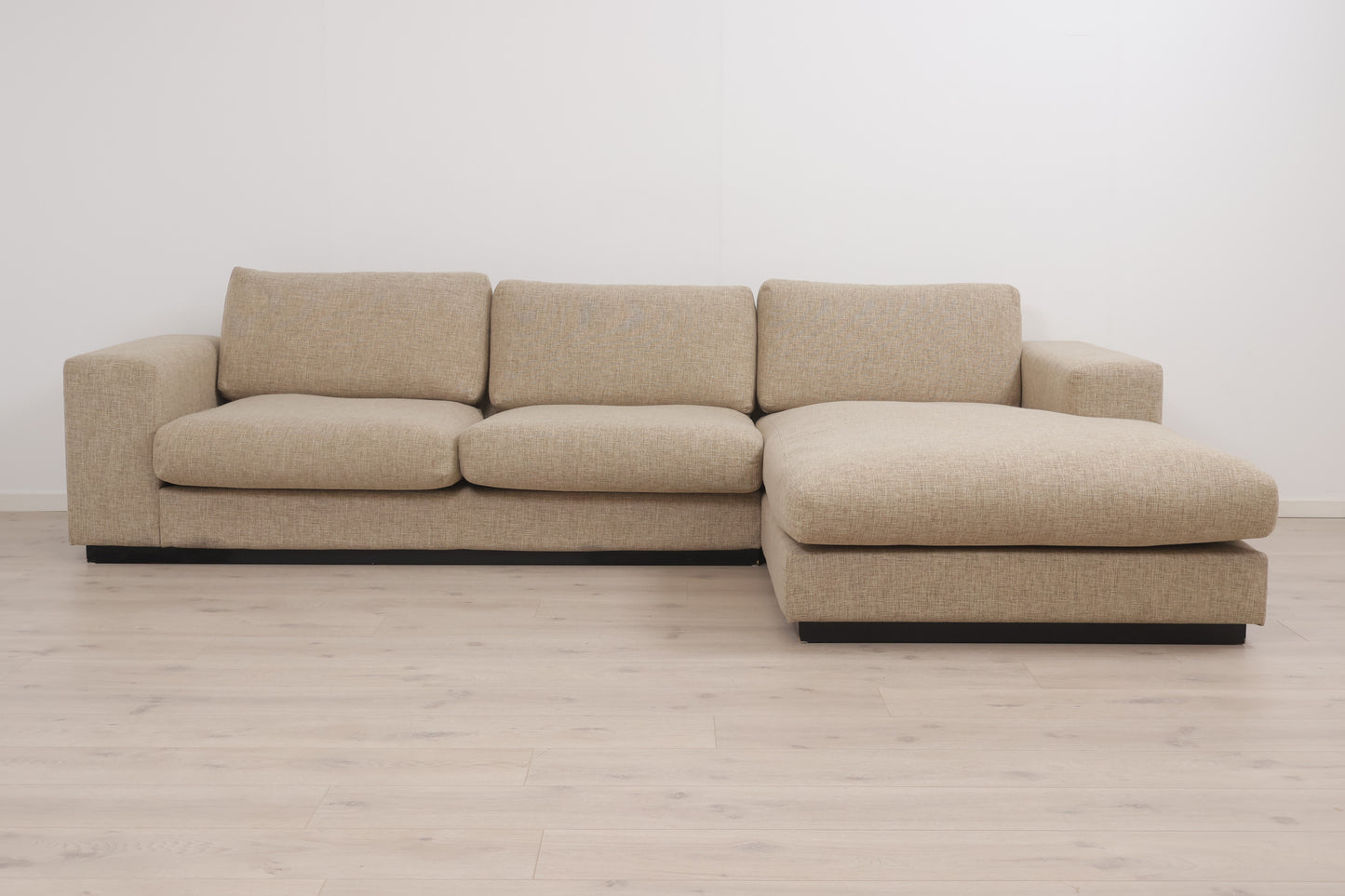 Nyrenset | Beige Bolia Sepia 3-seter sjeselongsofa