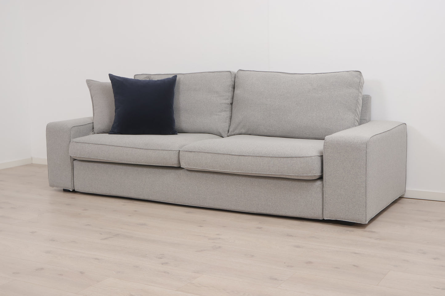 Nyrenset | Grå/beige IKEA Kivik 3-seter sofa