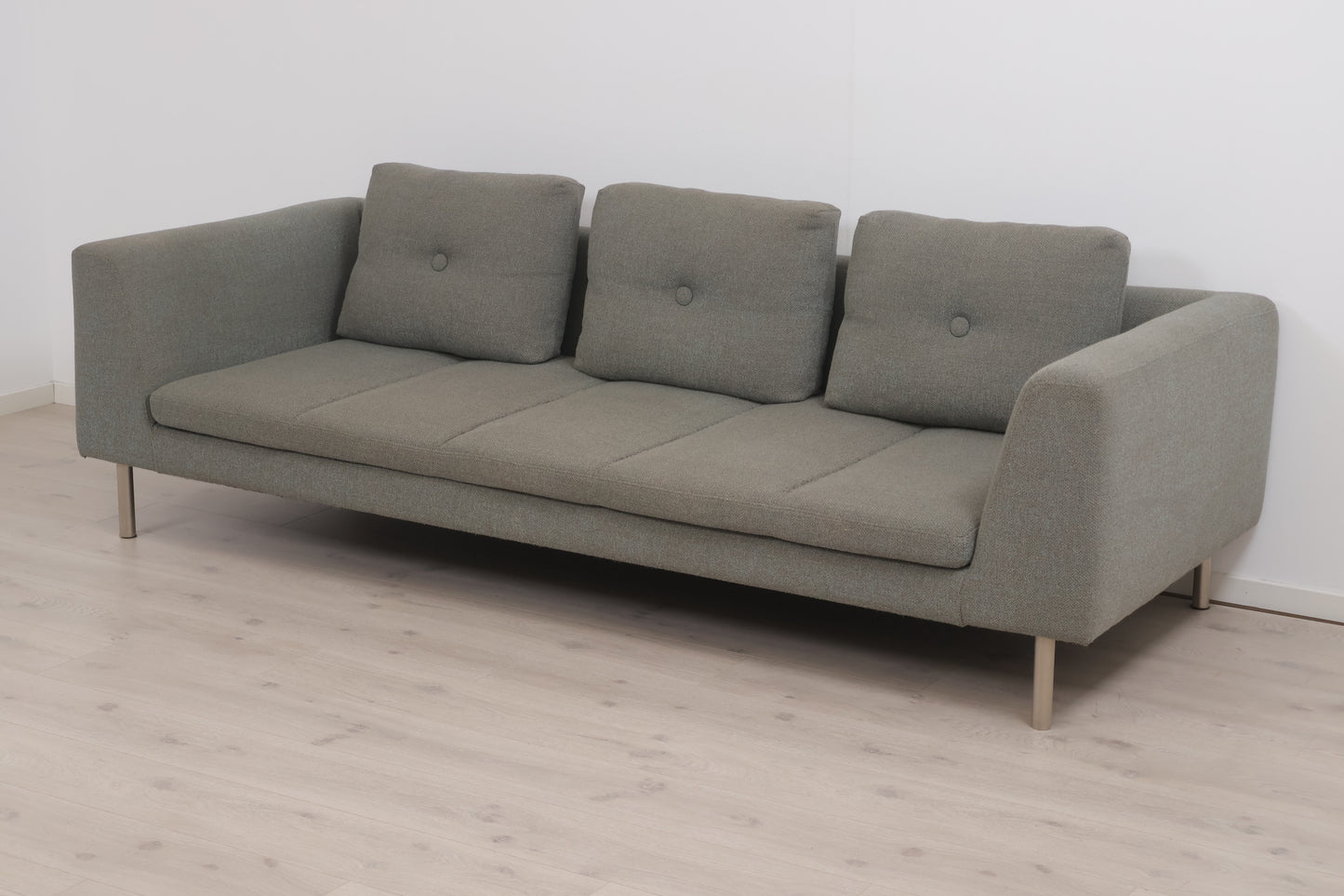 Nyrenset | Moderne grå/grønn 3-seter sofa