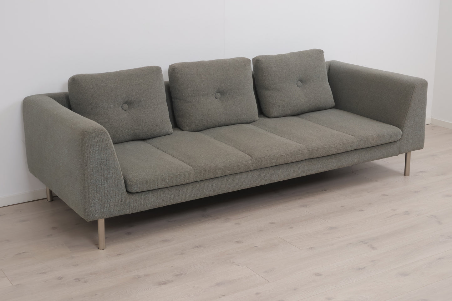 Nyrenset | Moderne grå/grønn 3-seter sofa