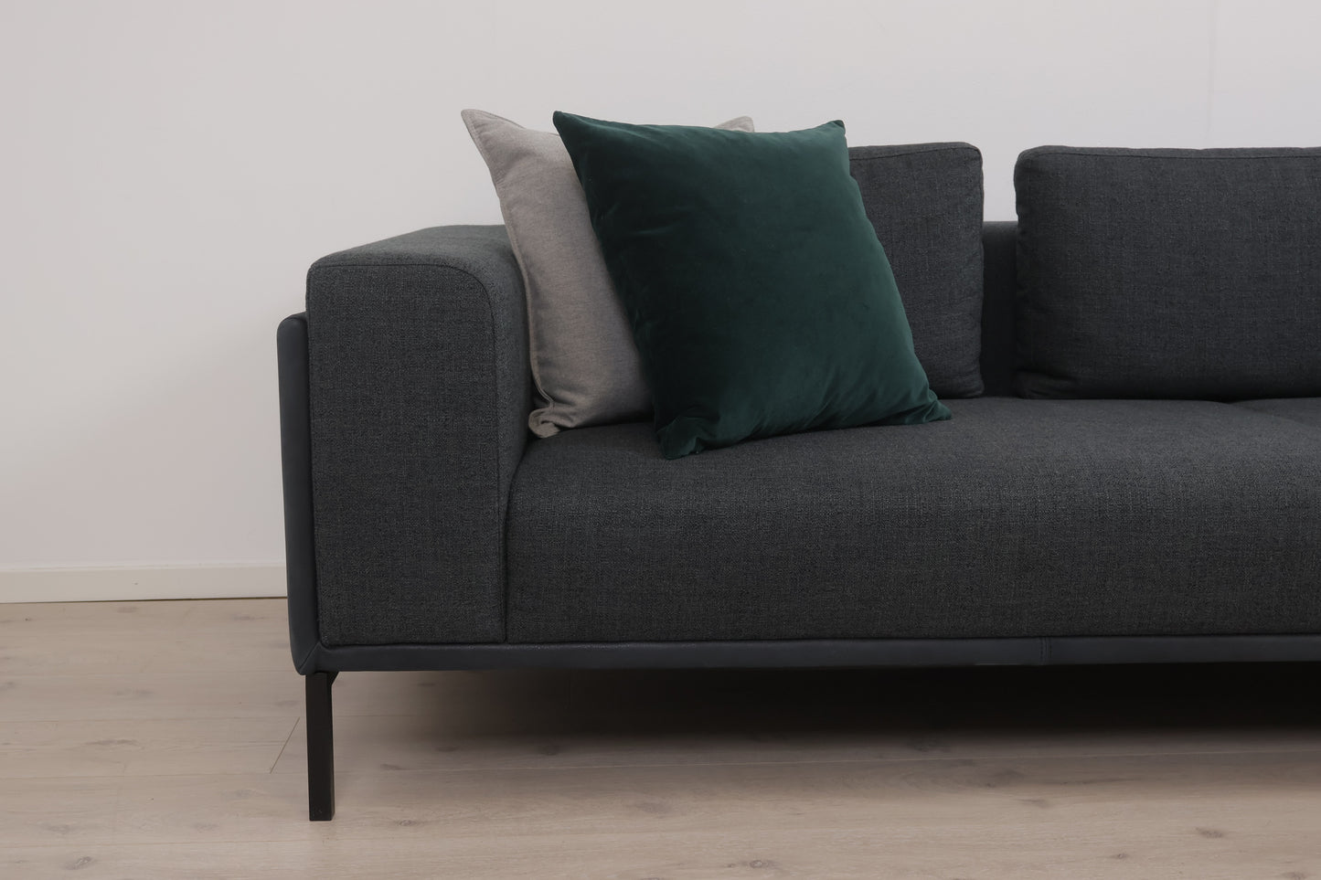Nyrenset | Mørk grå/blå Slettvoll Zofi 3-seter sofa