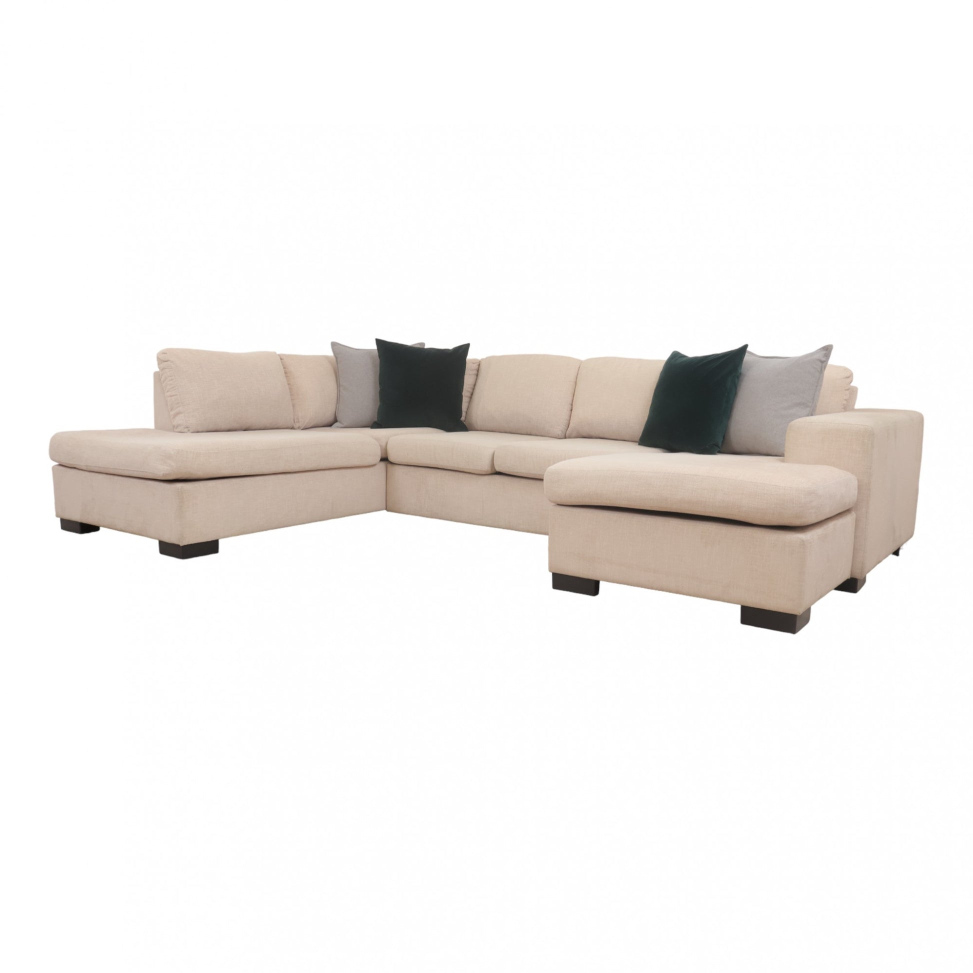 Nyrenset | Romslig beige u-sofa med sjeselong