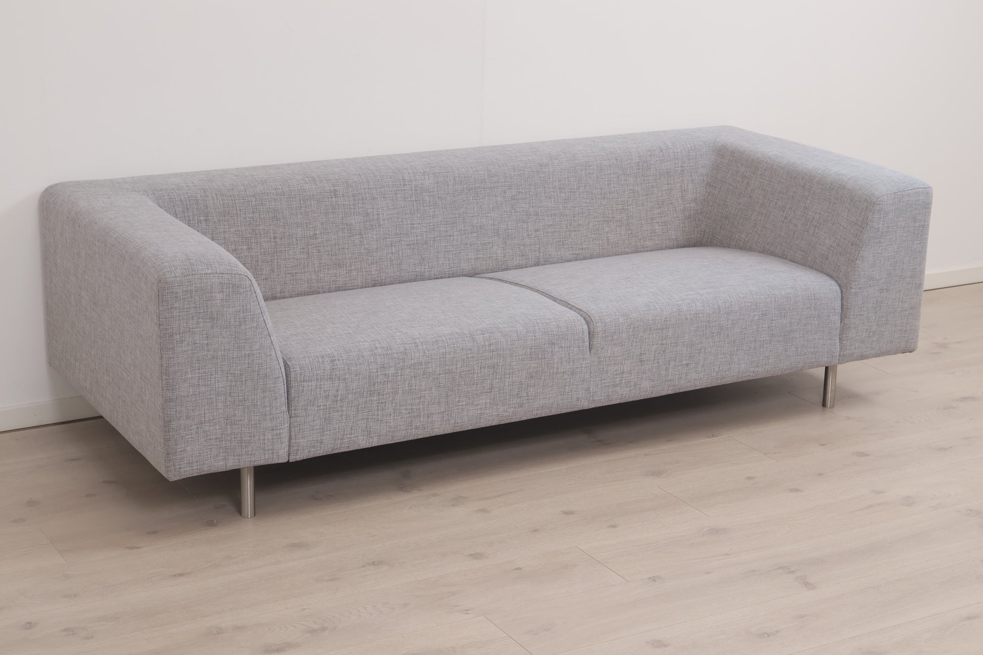 Nyrenset | Grå Bolia Less 2,5-seter sofa