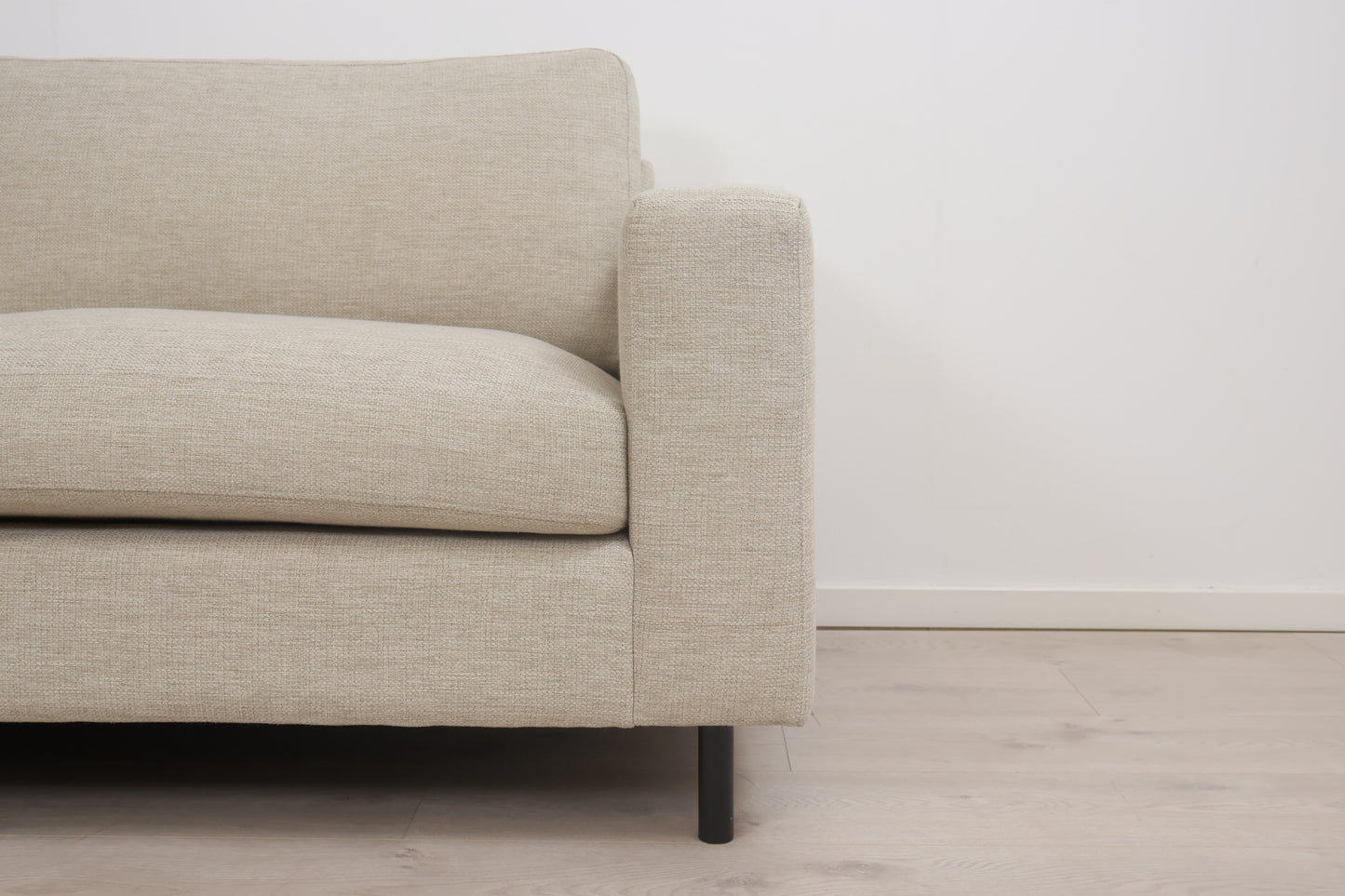 Nyrenset | Beige Bolia Scandinavia 2,5-seter sofa med dunputer