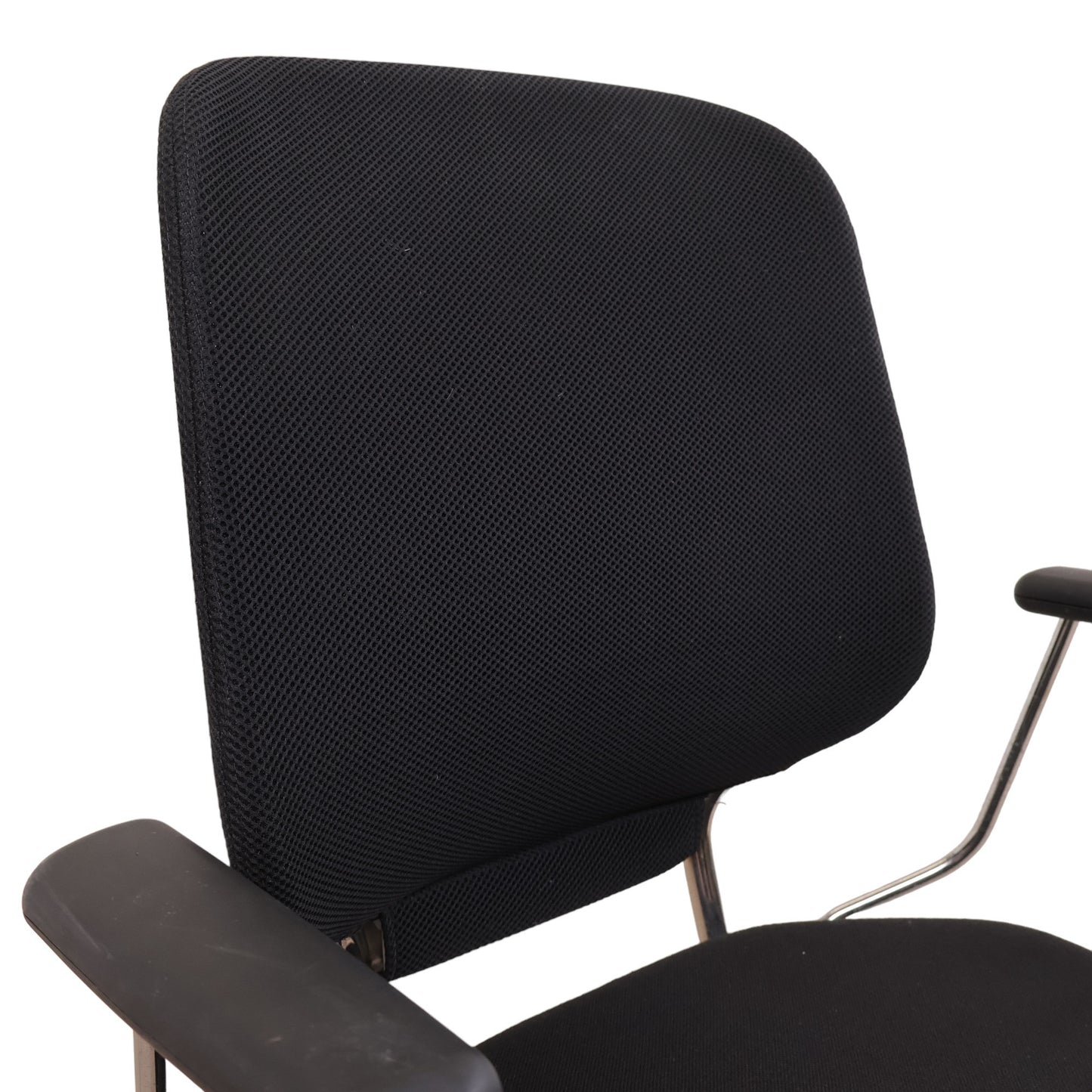 Nyrenset | SAVO Invite kontorstol med mesh-rygg