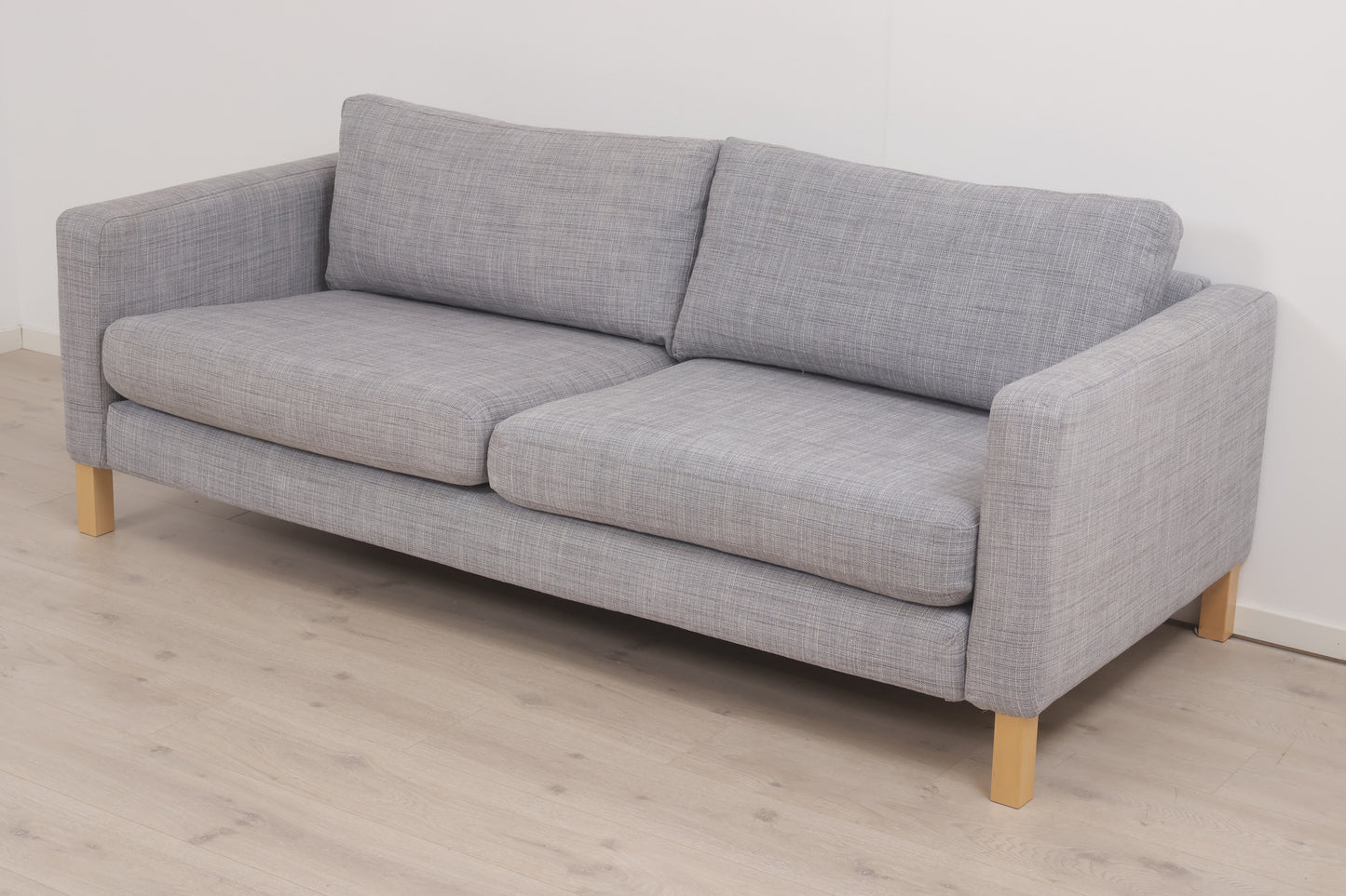 Nyrenset | Grå IKEA Karlstad 3-seter sofa