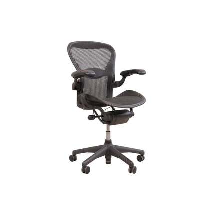 Nyrenset | Herman Miller Aeron kontorstol