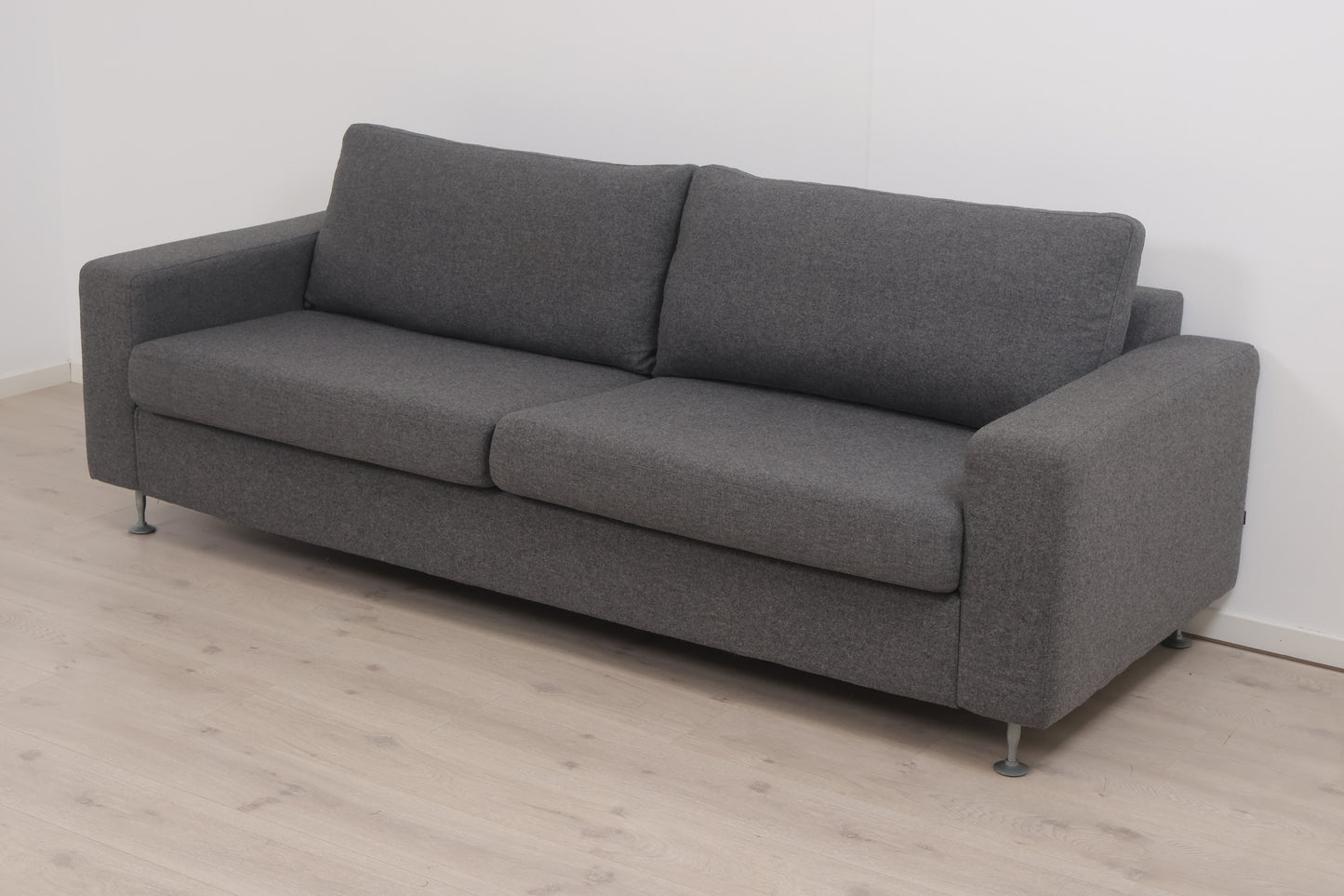Nyrenset | Grå Bolia Milano 3-seter sofa i ullstoff