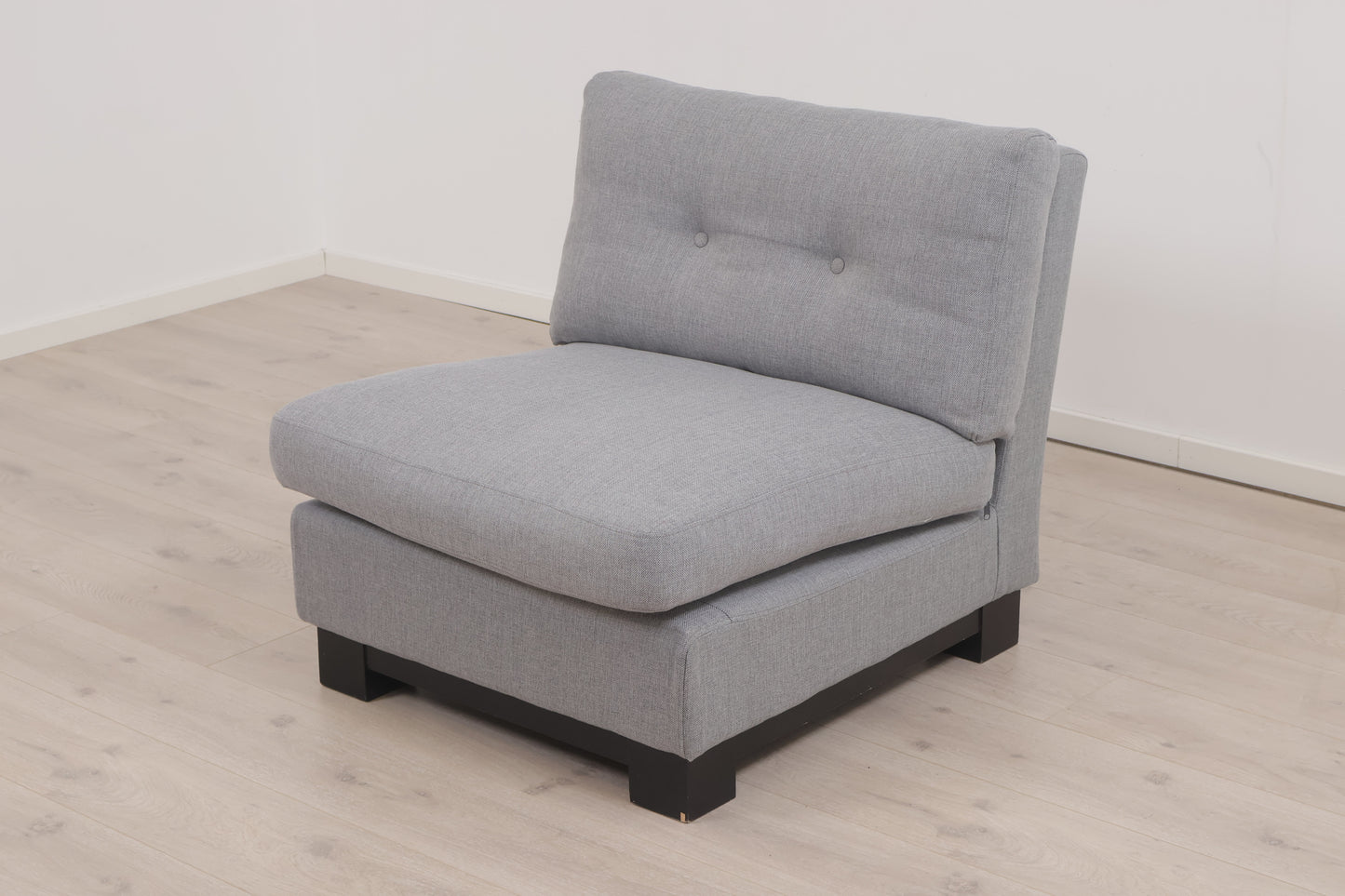 Nyrenset | Grå komfortabel lenestol