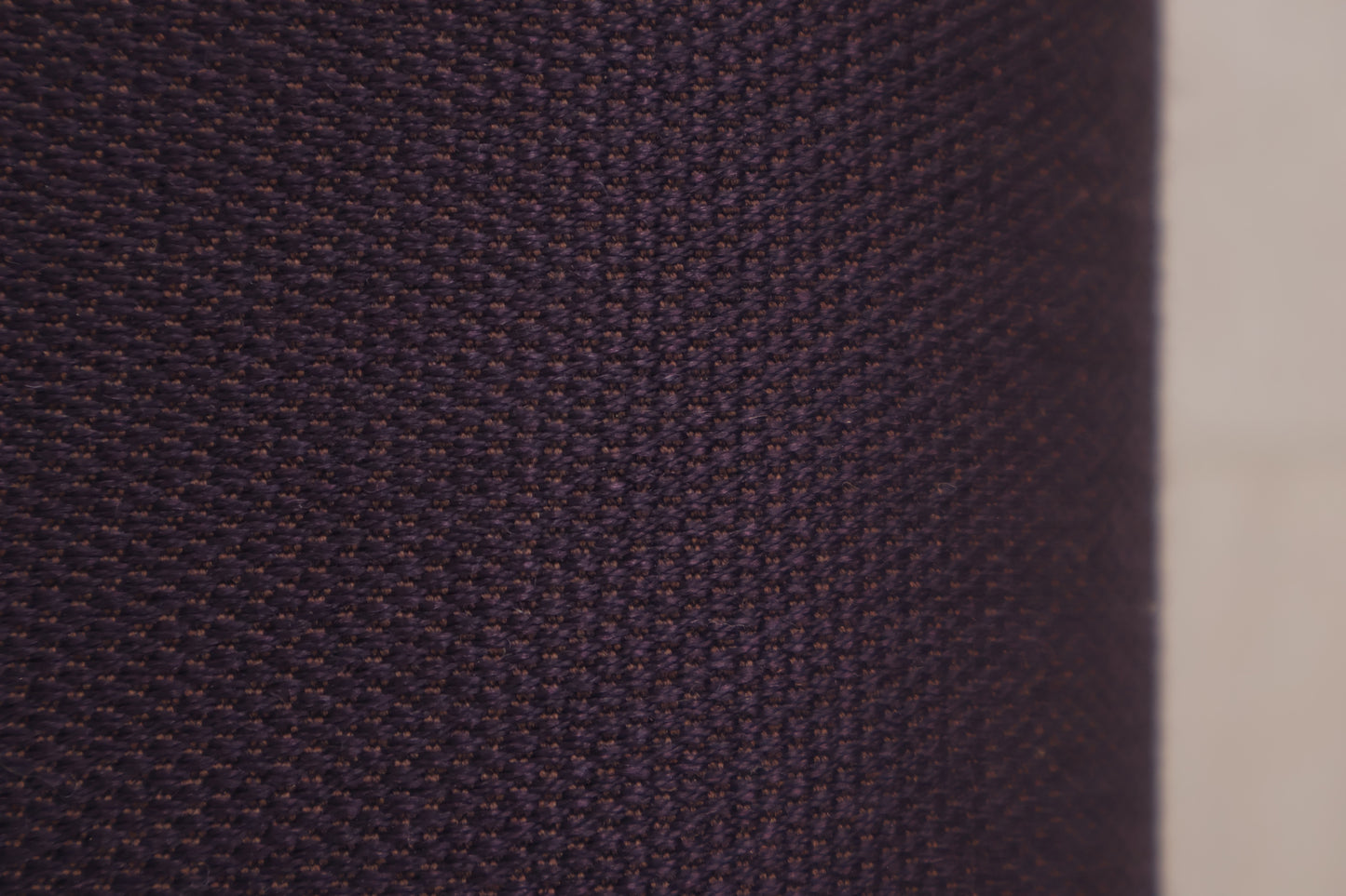 Nyrenset | Mørk lilla Fora Form 2-seter sofa